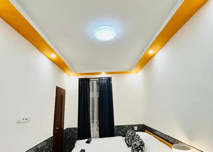 Modern Spacious In Center Prag